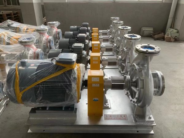 WRY系列新一(yī)代高效節能(neng)循環油泵